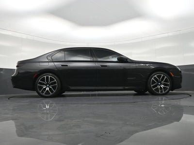 2025 BMW 7 Series 740i xDrive