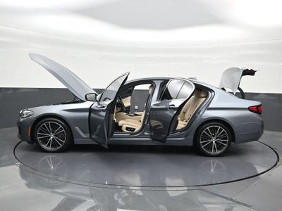 2022 BMW 5 Series 540i