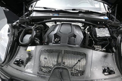 2022 Porsche Macan 4DR AWD