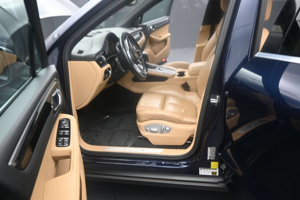 2018 Porsche Macan S