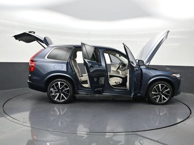 2023 Volvo XC90 Plus