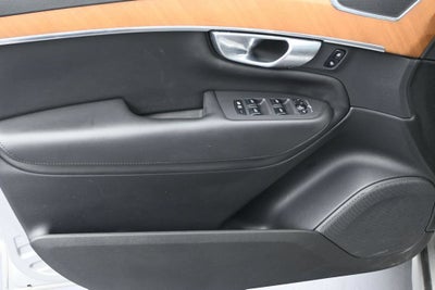 2024 Volvo XC90 B6 Plus Bright Theme 7-Seater
