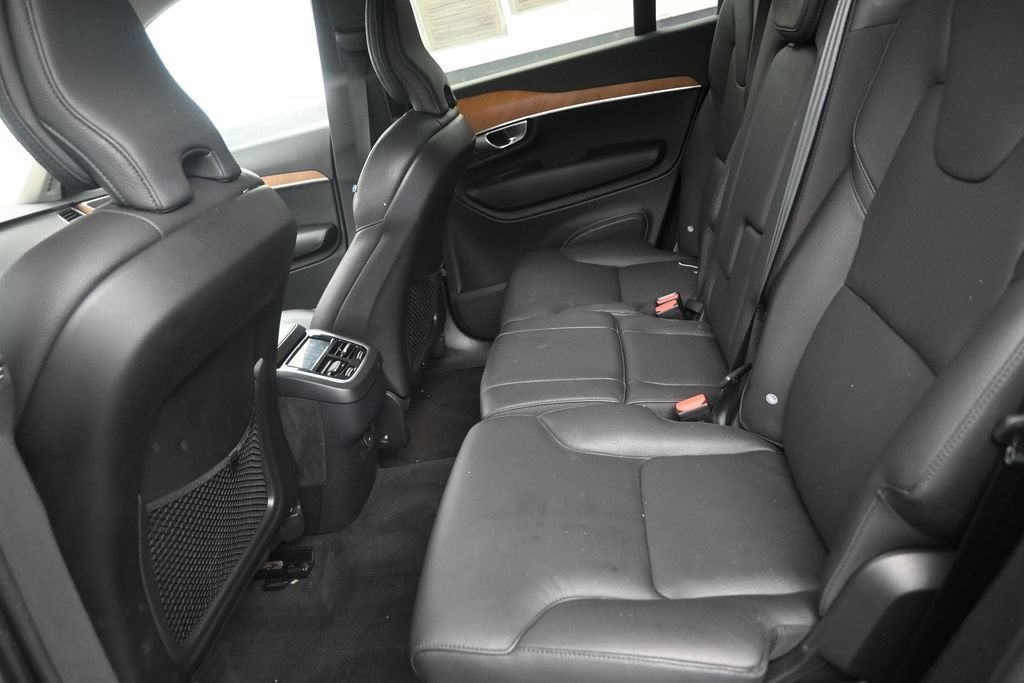 2024 Volvo XC90 B6 Plus Bright Theme 7-Seater