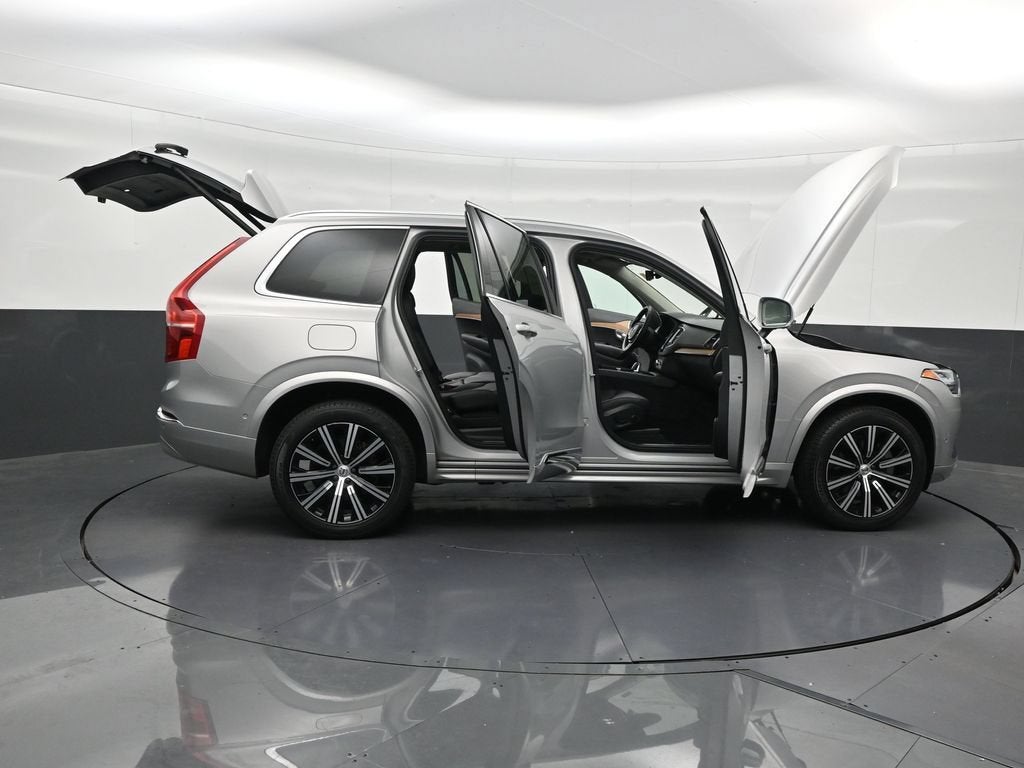 2024 Volvo XC90 B6 Plus Bright Theme 7-Seater