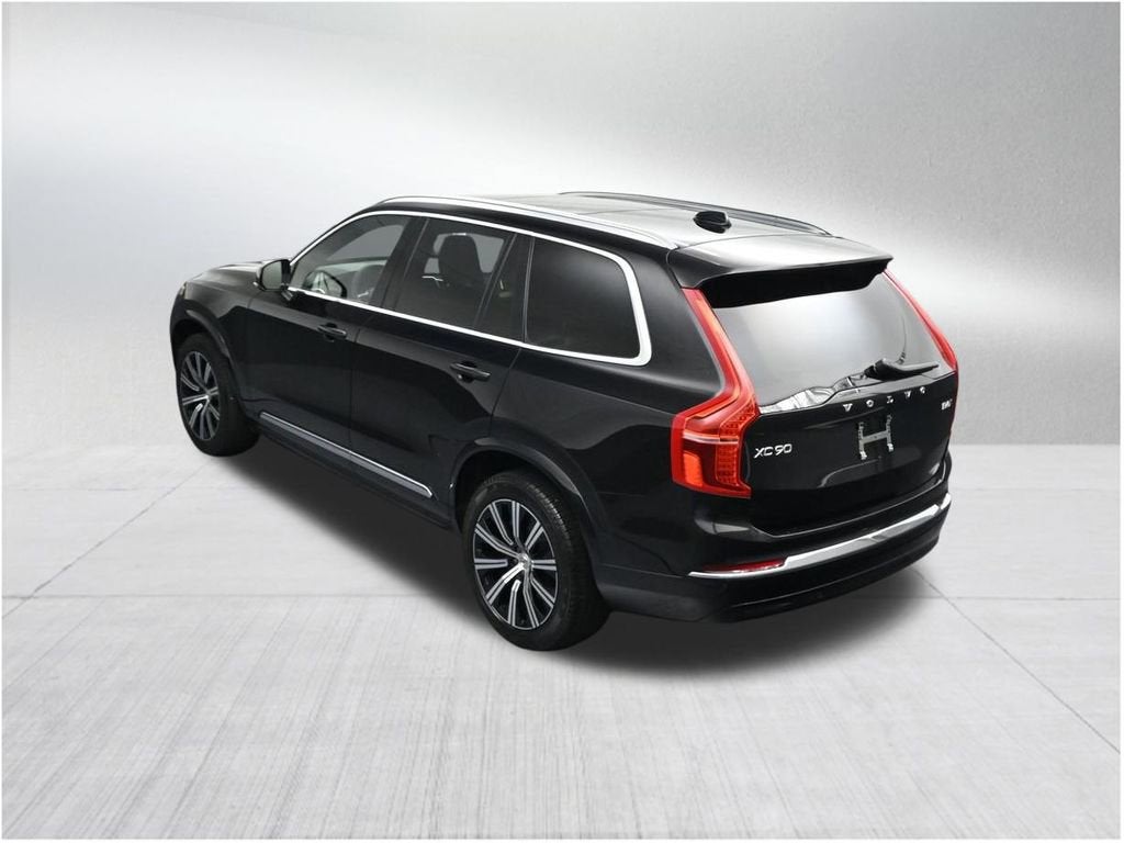 2024 Volvo XC90 Plus Bright Theme