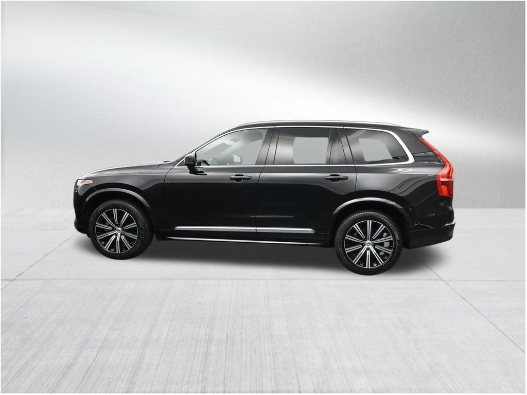 2024 Volvo XC90 Plus Bright Theme