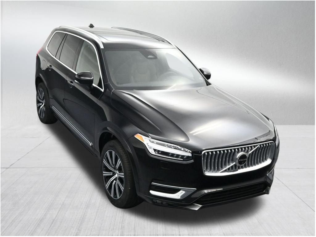 2024 Volvo XC90 Plus Bright Theme