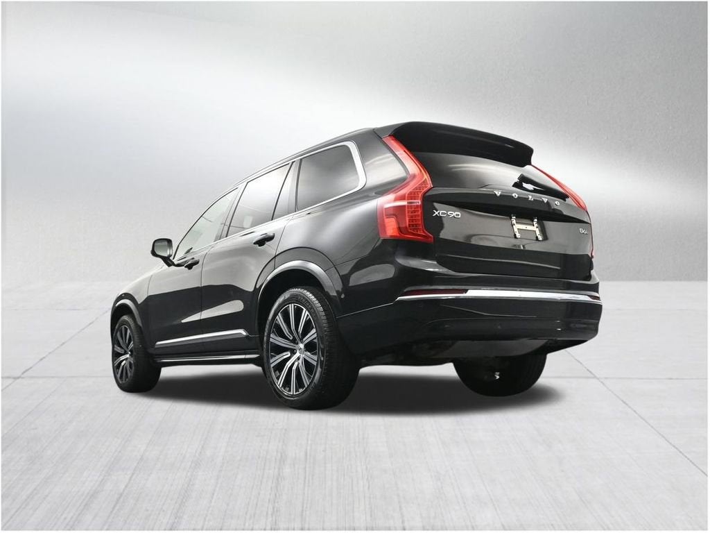 2024 Volvo XC90 Plus Bright Theme