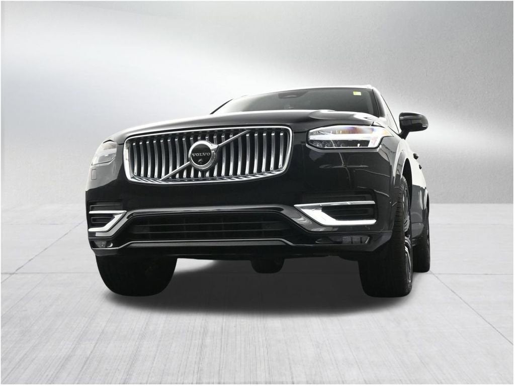 2024 Volvo XC90 Plus Bright Theme
