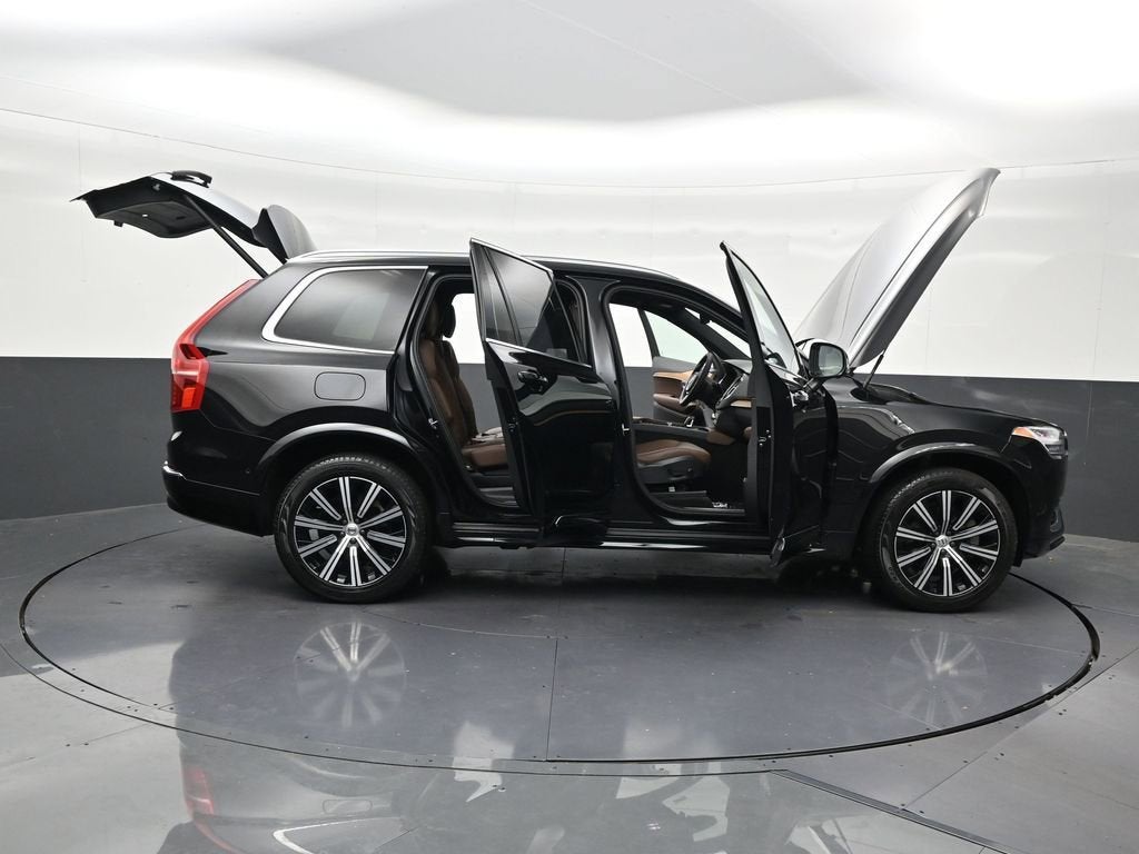 2024 Volvo XC90 Plus Bright Theme