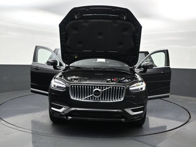 2024 Volvo XC90 Plus Bright Theme