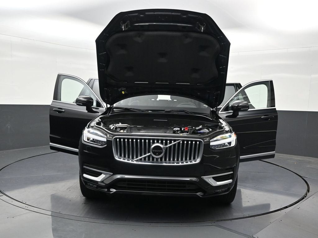 2024 Volvo XC90 Plus Bright Theme