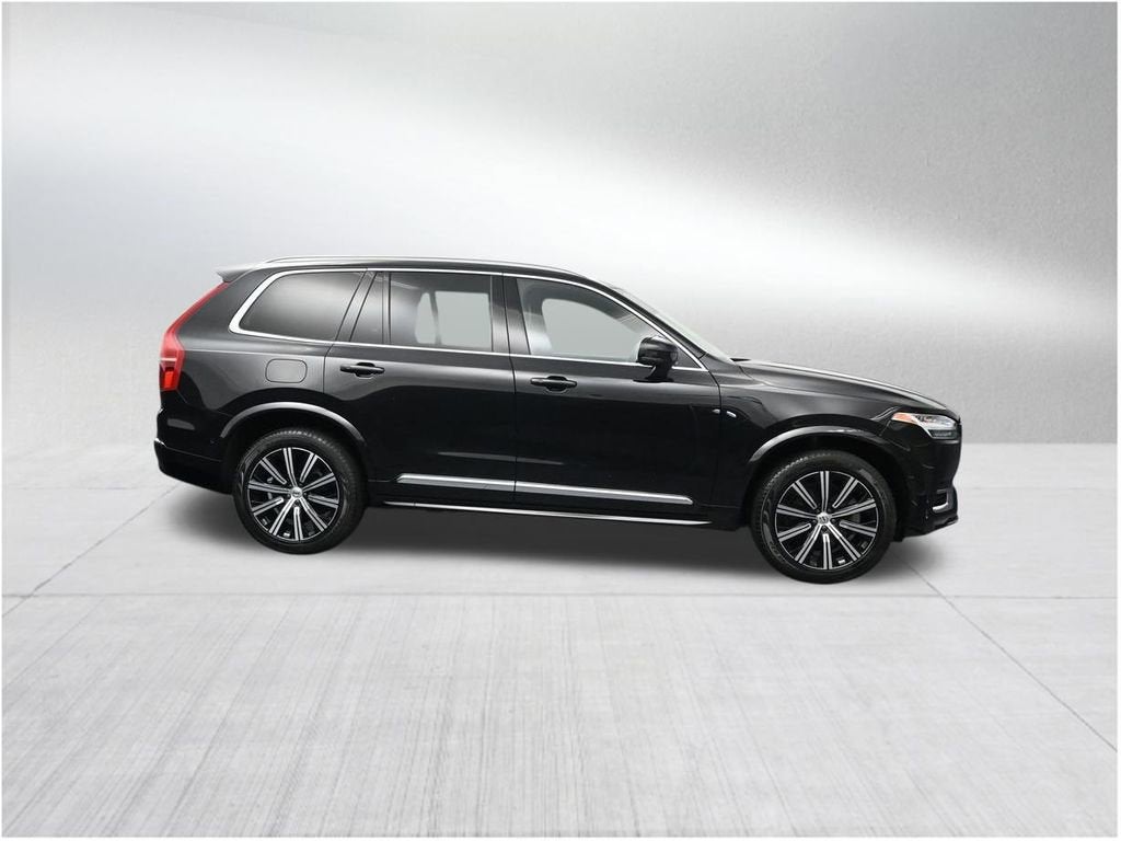 2024 Volvo XC90 Plus Bright Theme