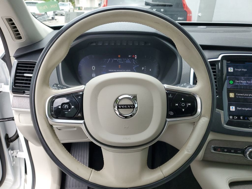 2024 Volvo XC90 Plus Bright Theme