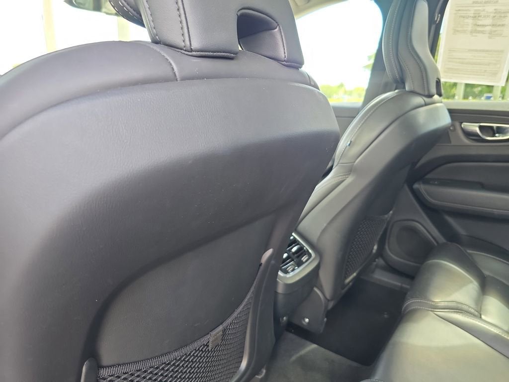 2022 Volvo XC60 Inscription