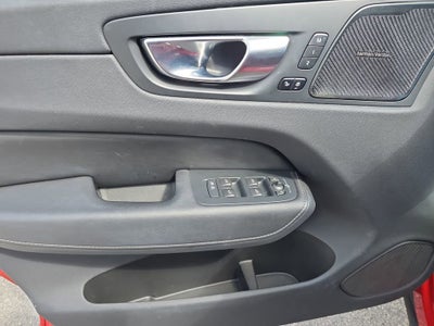 2022 Volvo XC60 Inscription
