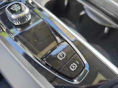 2022 Volvo XC60 Inscription