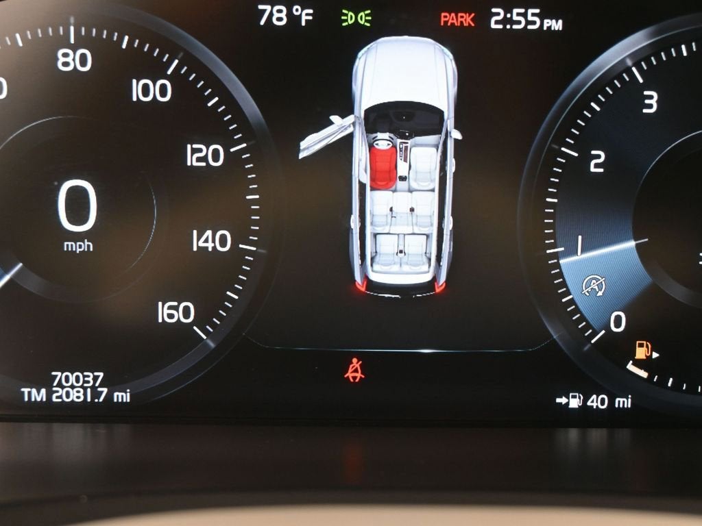 2020 Volvo XC90 Momentum