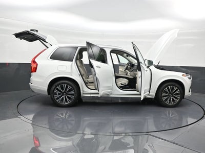 2020 Volvo XC90 Momentum
