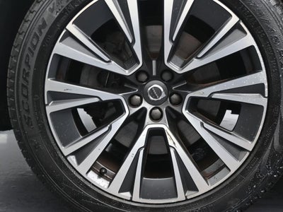 2020 Volvo XC90 Momentum