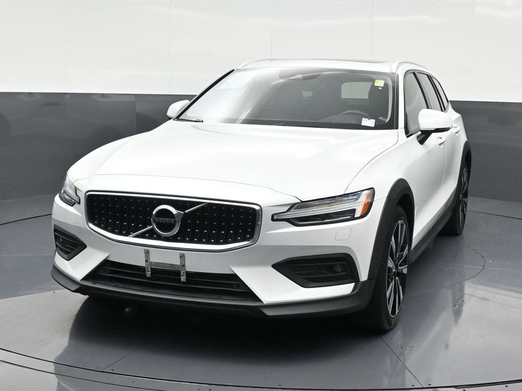 2022 Volvo V60 Cross Country 4DR AWD T5