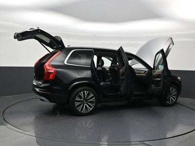 2021 Volvo XC90 T6 Momentum 6 Passenger