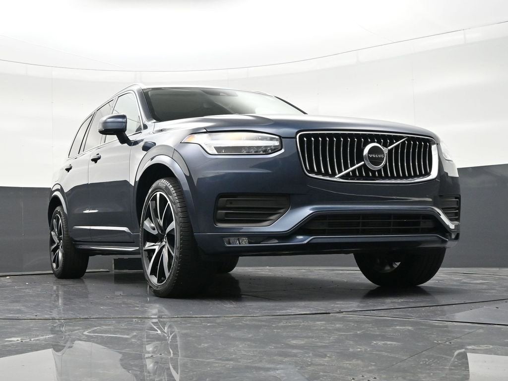 2022 Volvo XC90 Momentum
