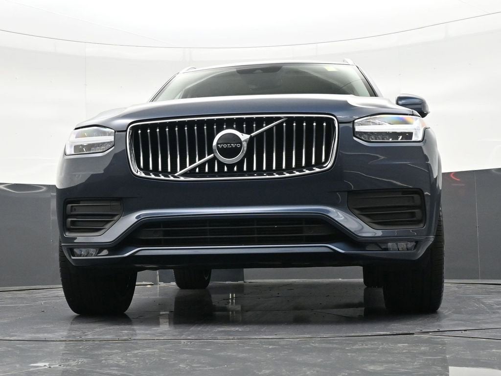 2022 Volvo XC90 Momentum