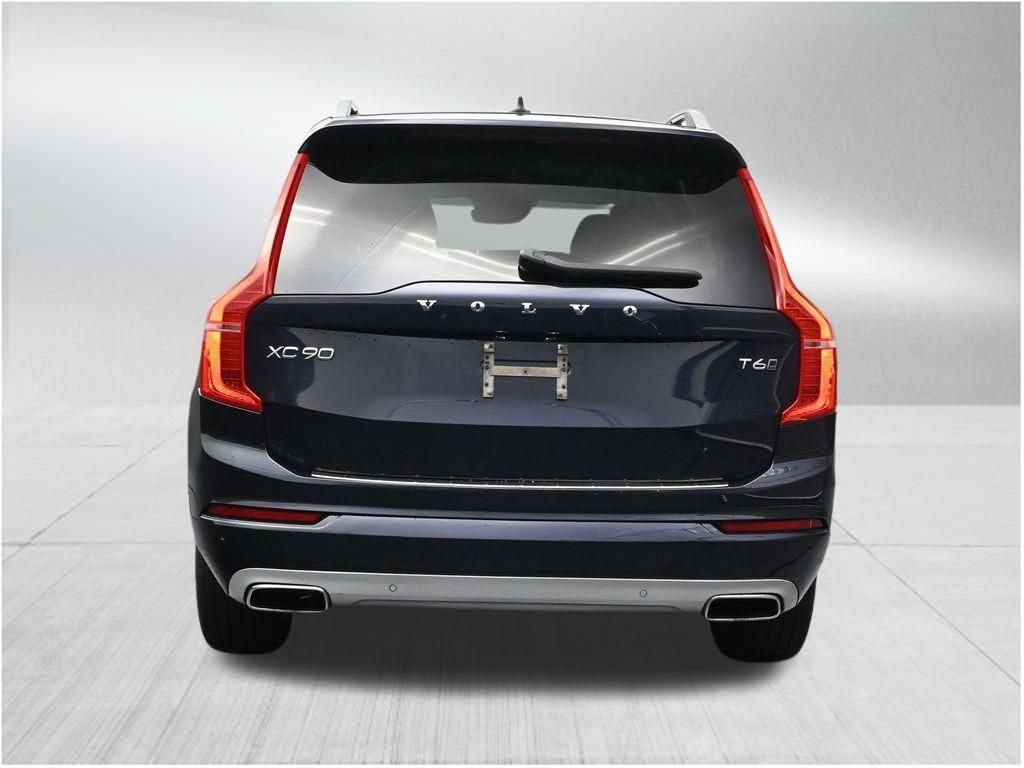 2017 Volvo XC90 T6 Momentum