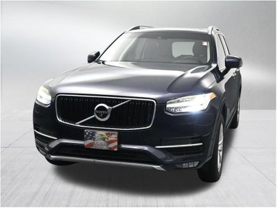 2017 Volvo XC90 T6 Momentum