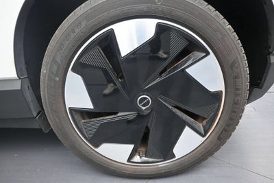 2025 Volvo EX30 Plus Twin Motor Performance, Fully electric