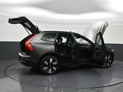 2024 Volvo XC60 Recharge Plug-In Hybrid T8 Plus Dark Theme