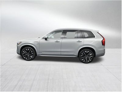 2025 Volvo XC90 Plug-In Hybrid Plus