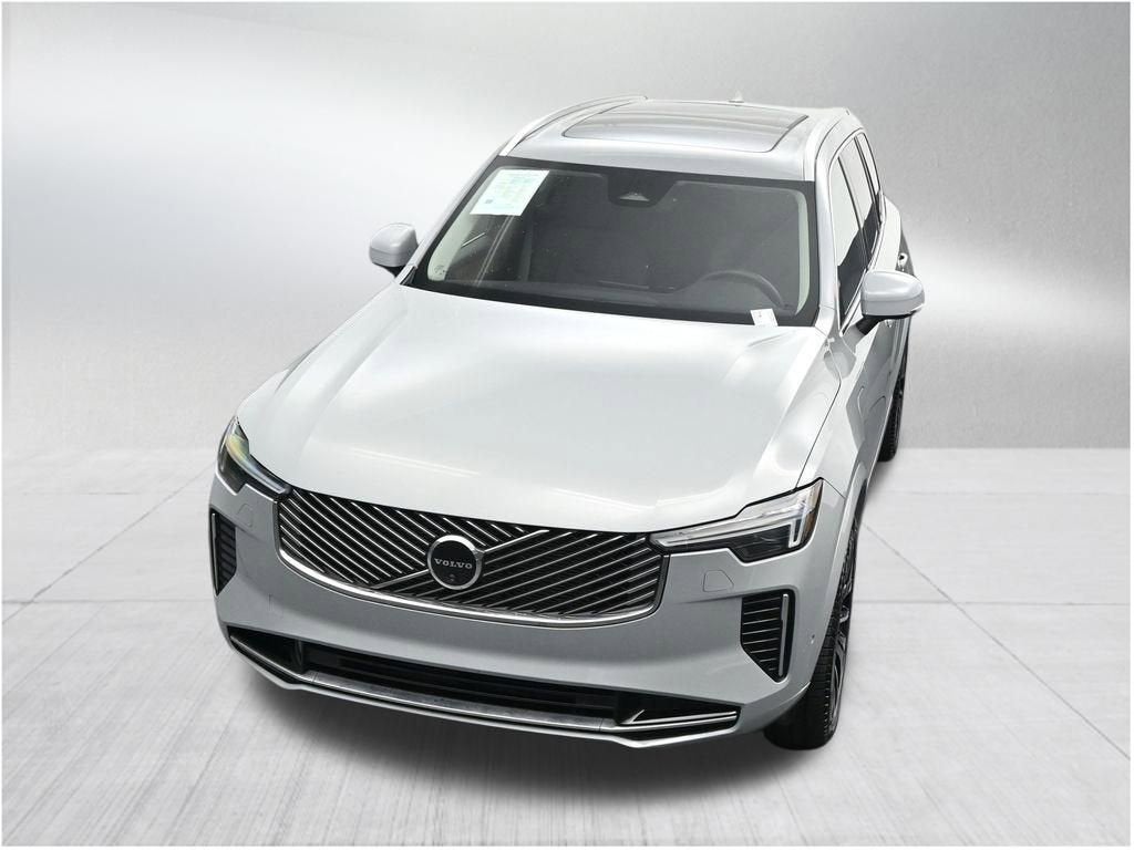 2025 Volvo XC90 Plug-In Hybrid Plus