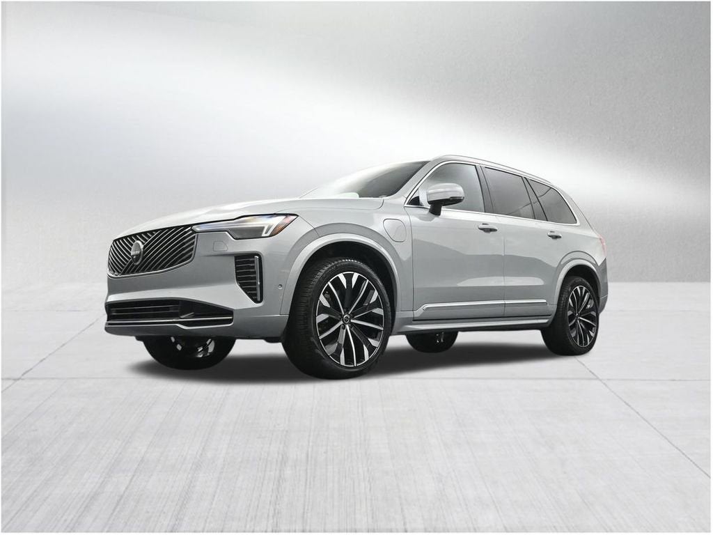 2025 Volvo XC90 Plug-In Hybrid Plus