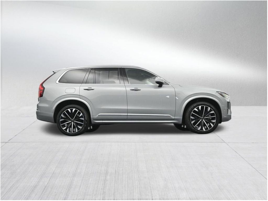 2025 Volvo XC90 Plug-In Hybrid Plus