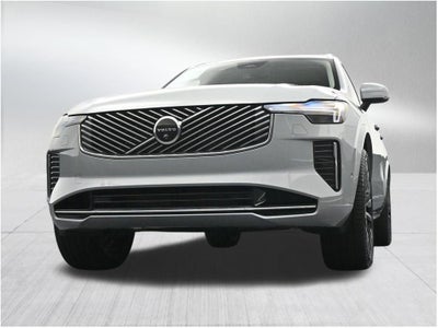 2025 Volvo XC90 Plug-In Hybrid Plus