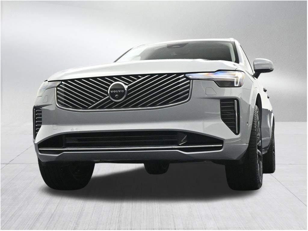 2025 Volvo XC90 Plug-In Hybrid Plus