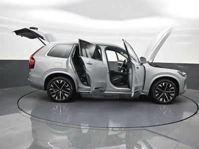 2025 Volvo XC90 Plug-In Hybrid Plus