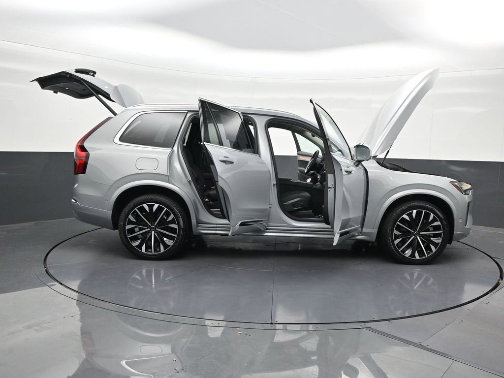 2025 Volvo XC90 Plug-In Hybrid Plus