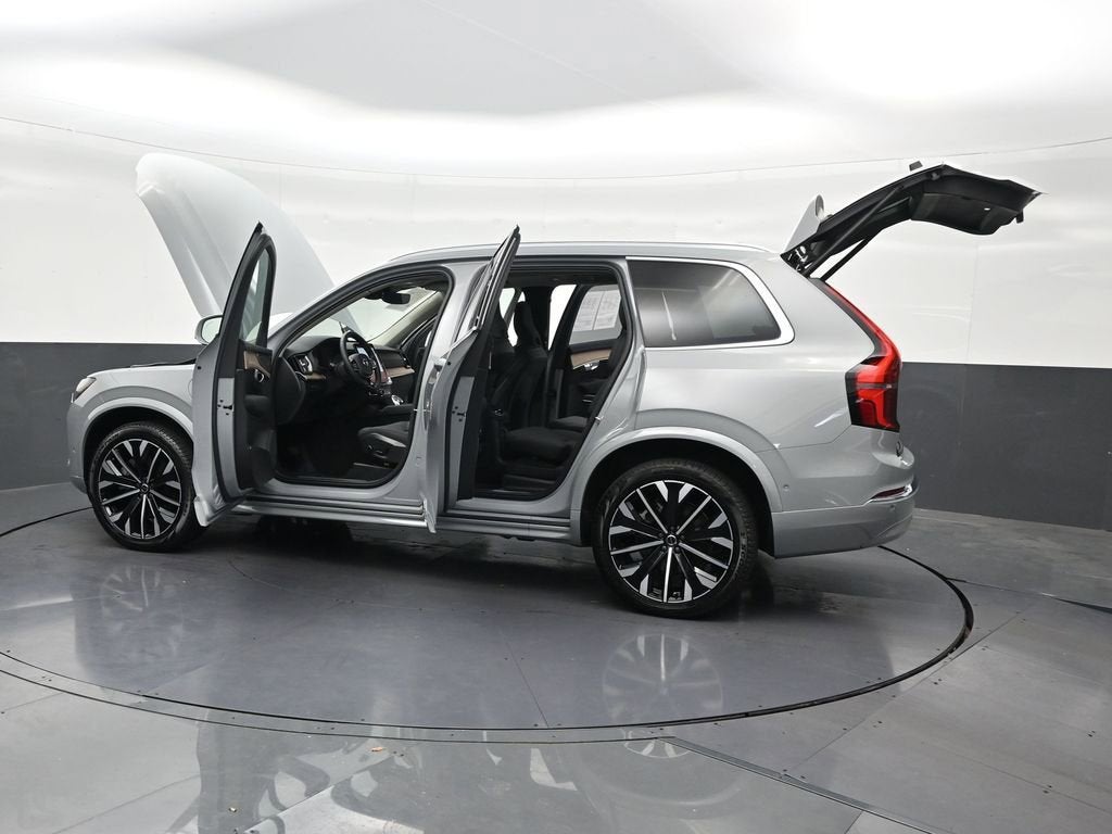 2025 Volvo XC90 Plug-In Hybrid Plus
