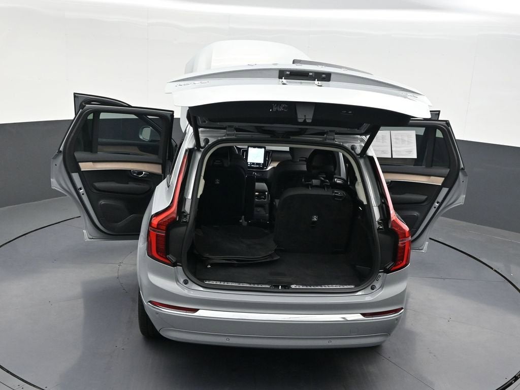 2025 Volvo XC90 Plug-In Hybrid Plus
