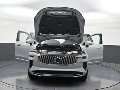 2025 Volvo XC90 Plug-In Hybrid Plus