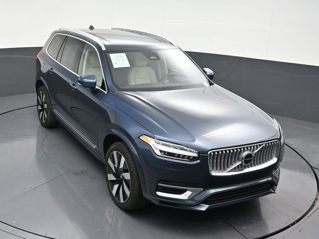 2025 Volvo XC90 Plug-In Hybrid Ultra