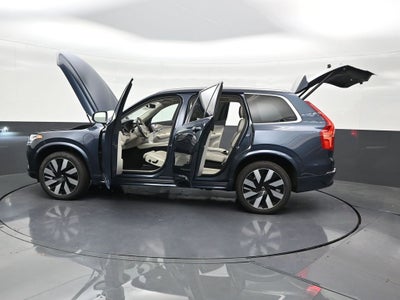 2025 Volvo XC90 Plug-In Hybrid Ultra