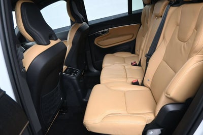 2025 Volvo XC90 Plug-In Hybrid T8 Ultra 7-Seater