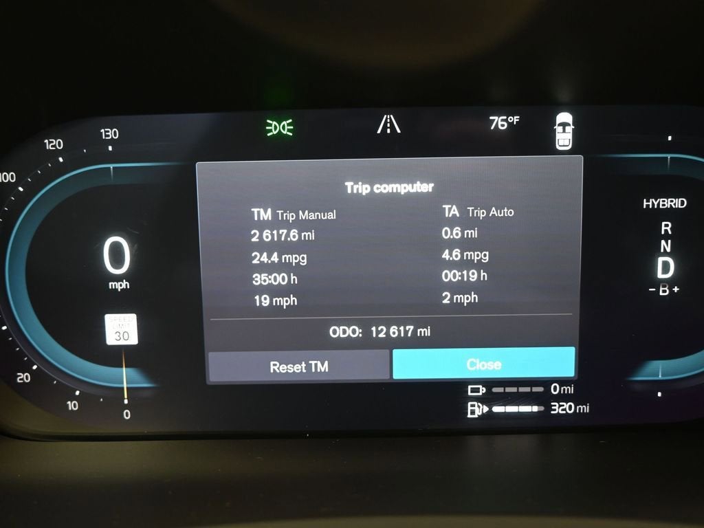 2025 Volvo XC90 Plug-In Hybrid Core