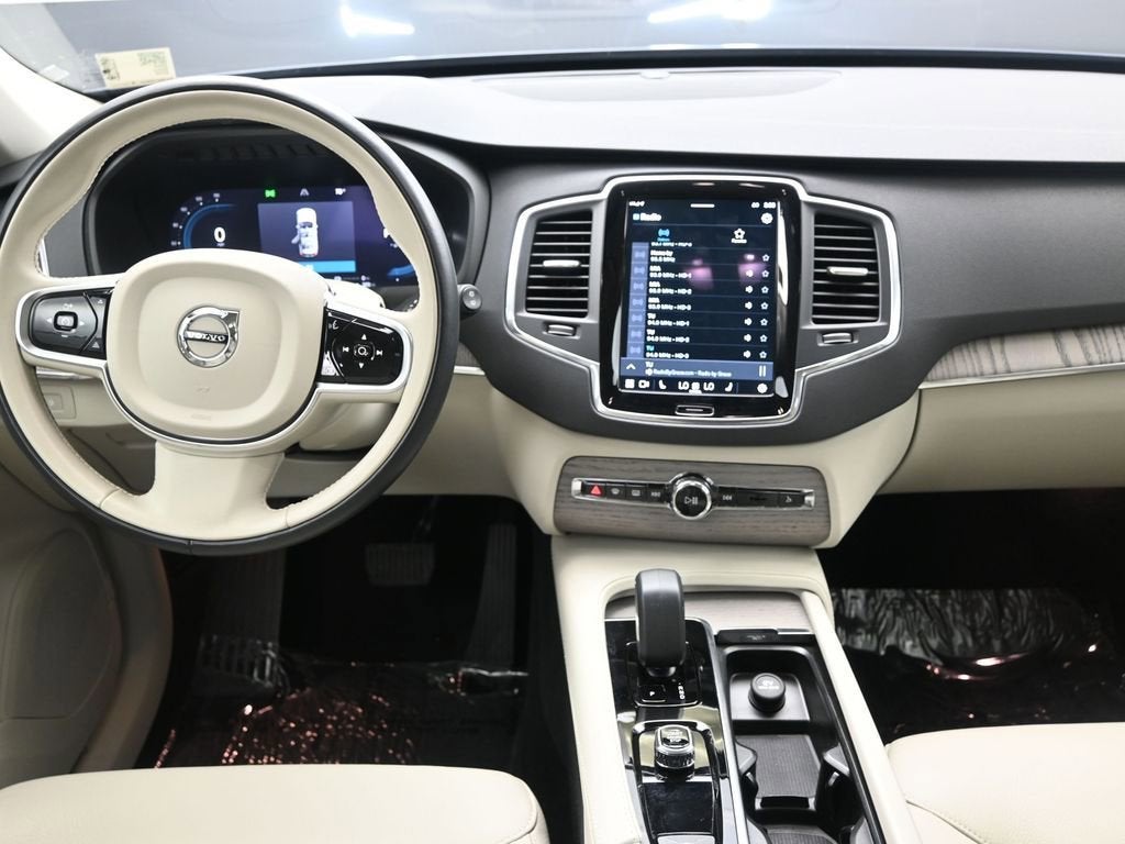 2025 Volvo XC90 Plug-In Hybrid Core