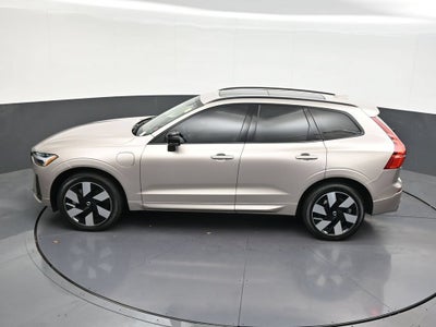 2025 Volvo XC60 Plug-In Hybrid Plus