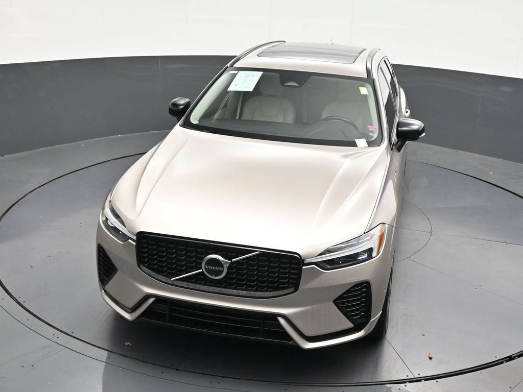 2025 Volvo XC60 Plug-In Hybrid Plus